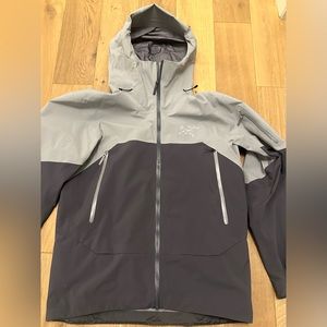 Men’s Beta AR Jacket Arc’Teryx